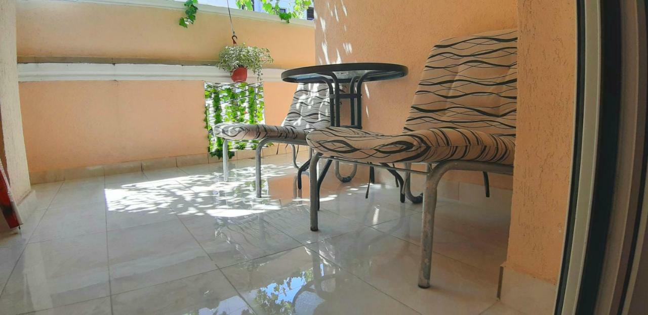 בודווה Apartments & Studios Tomanovic מראה חיצוני תמונה